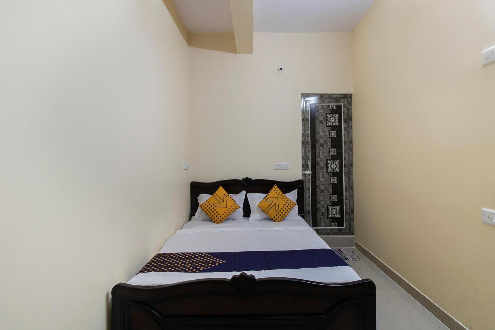 Spot On Ssr Lodging And Boarding Bangalore Bagian luar foto